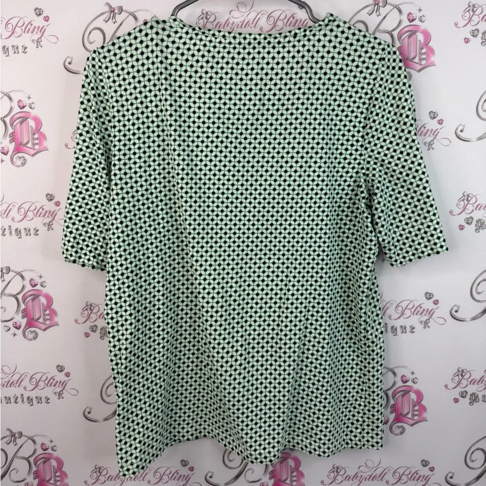 Jones New York T-shirt geometry style dotted Green Geometric Short Sleeve Top - Picture 2 of 10